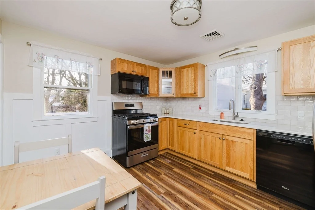 Photo of 1243 New Boston Rd