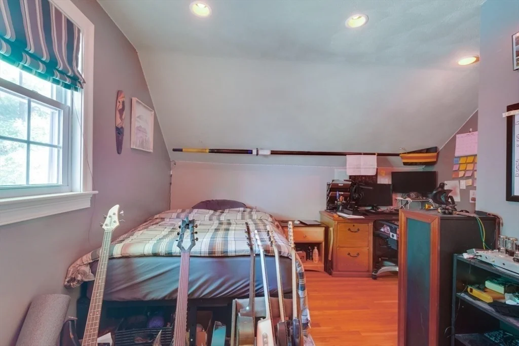 Photo of 37 Spruce Rd