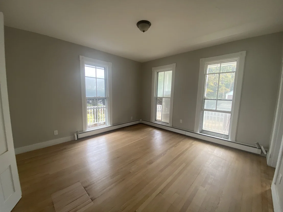 Photo of 830 Main St