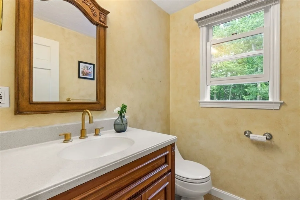 Photo of 35 Castle Dr