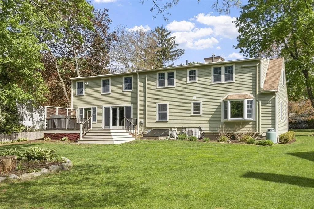 Photo of 93 Nashoba Rd