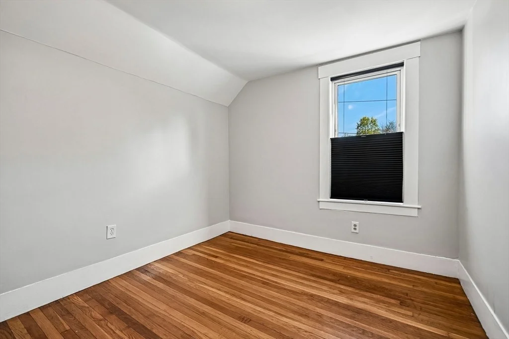 Photo of 19 Sheldon St