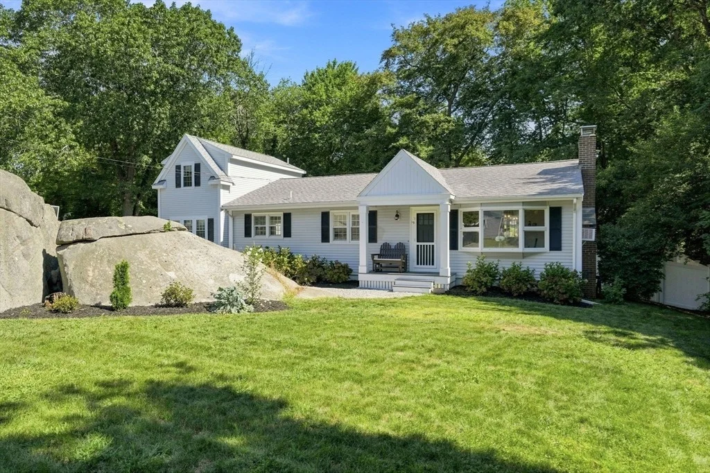 Photo of 19 Locust Rd