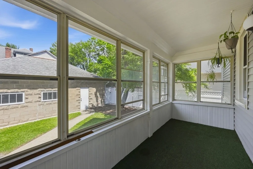 Photo of 585 Armory St