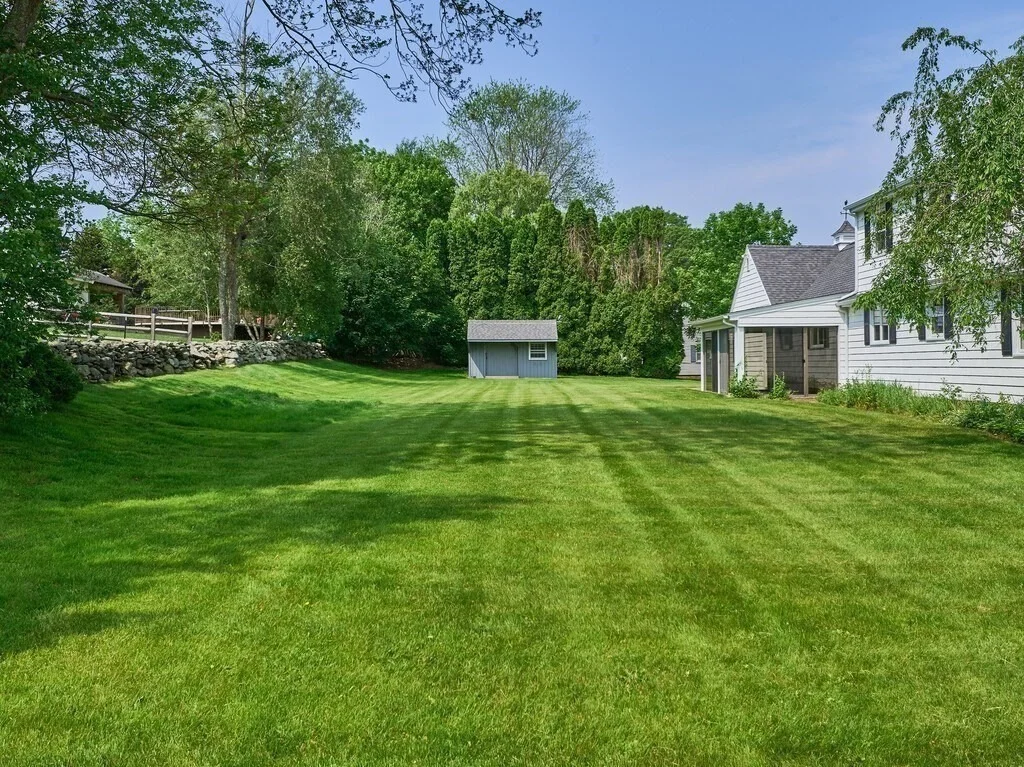 Photo of 32 Westview Dr