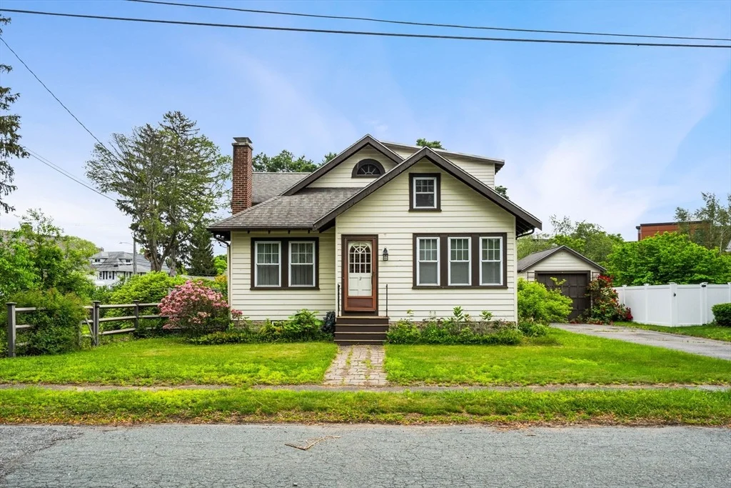 Photo of 8 Auburn Rd