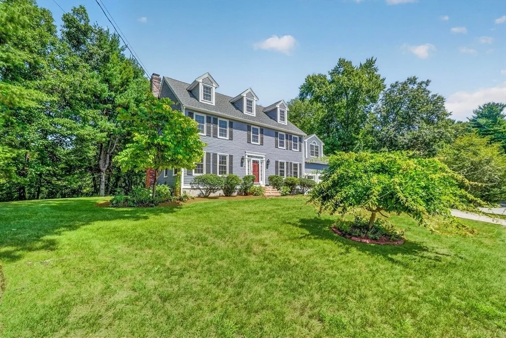 Photo of 8 Saddle Way
