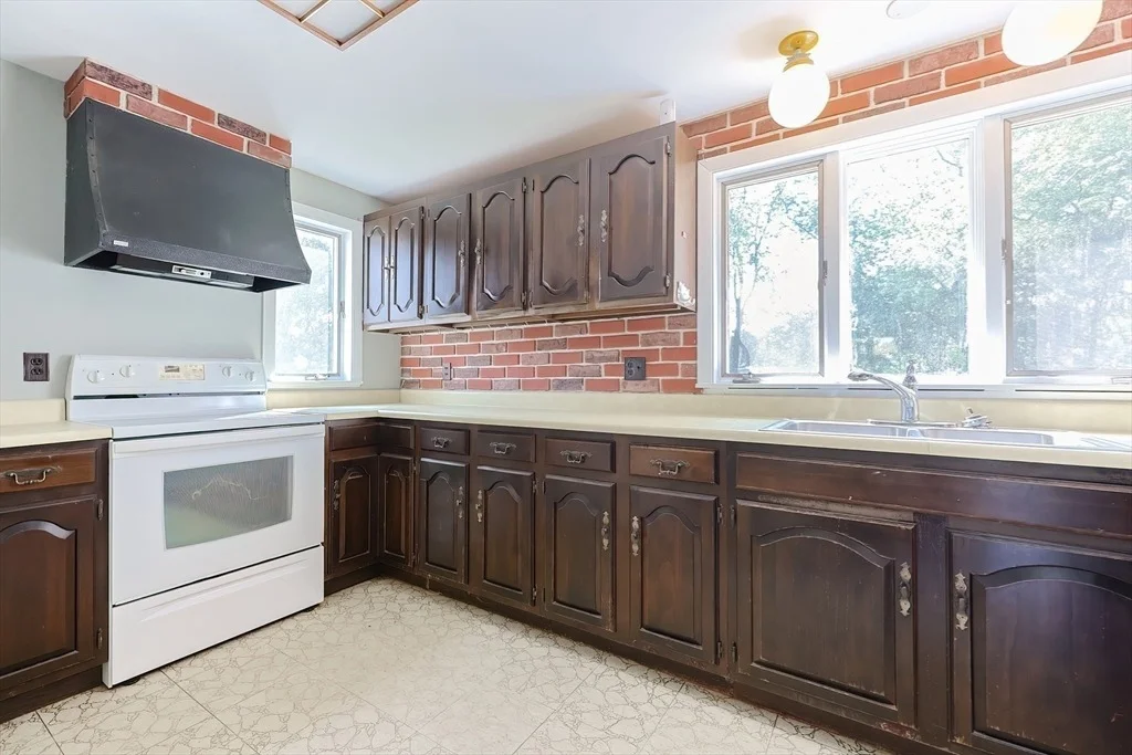 Photo of 11 Silver Ave
