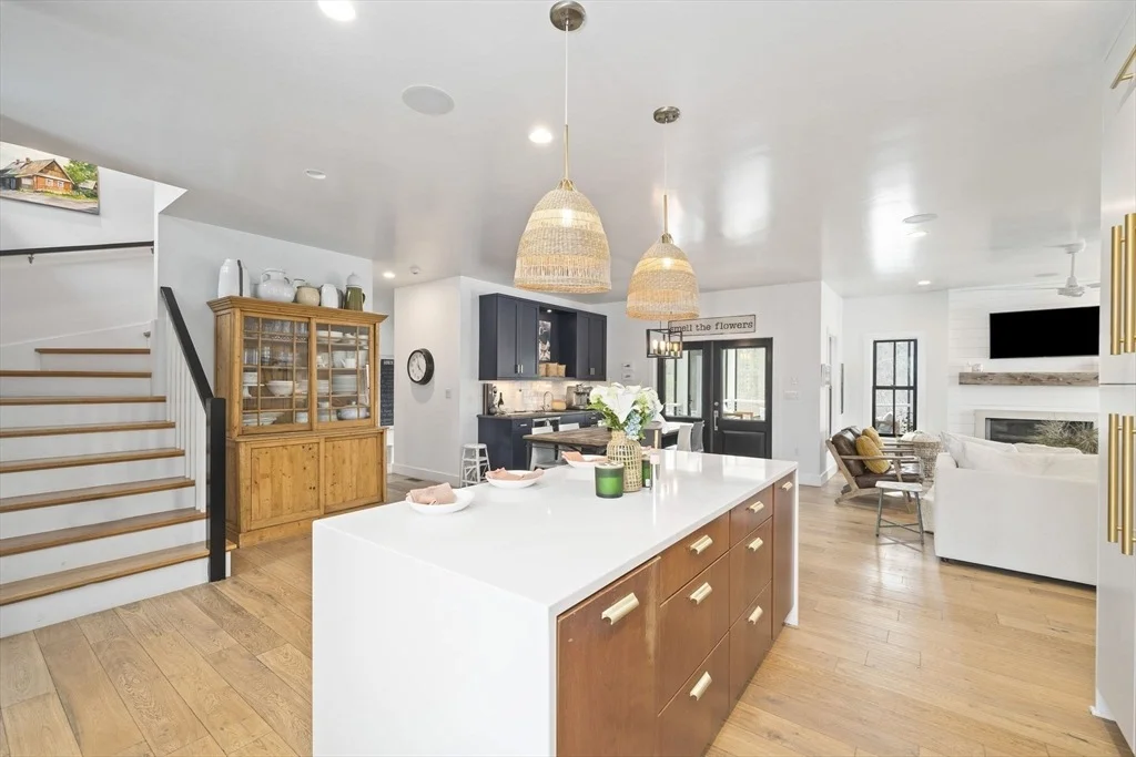 Photo of 229 Spring St