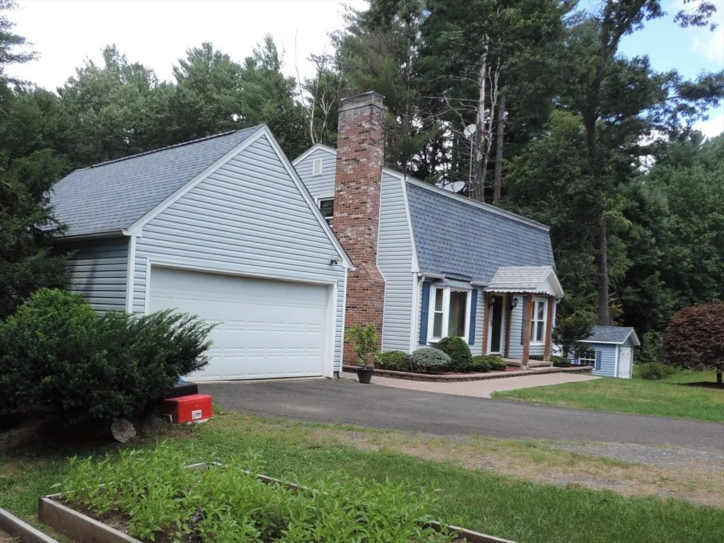 Photo of 96 Logtown Rd