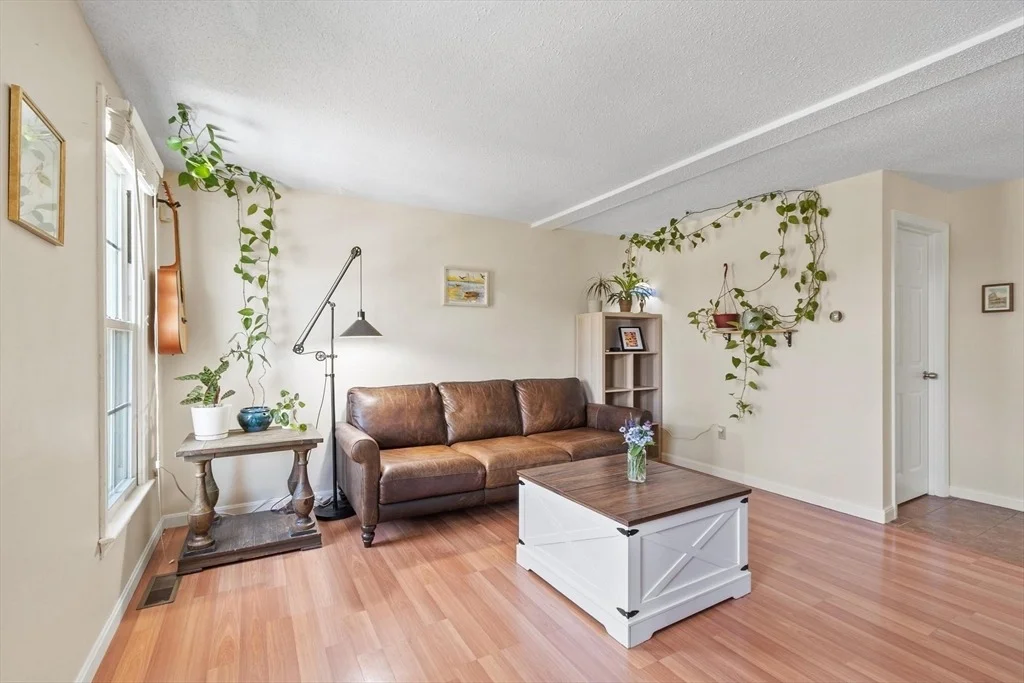 Photo of 29 Lindsey Ln