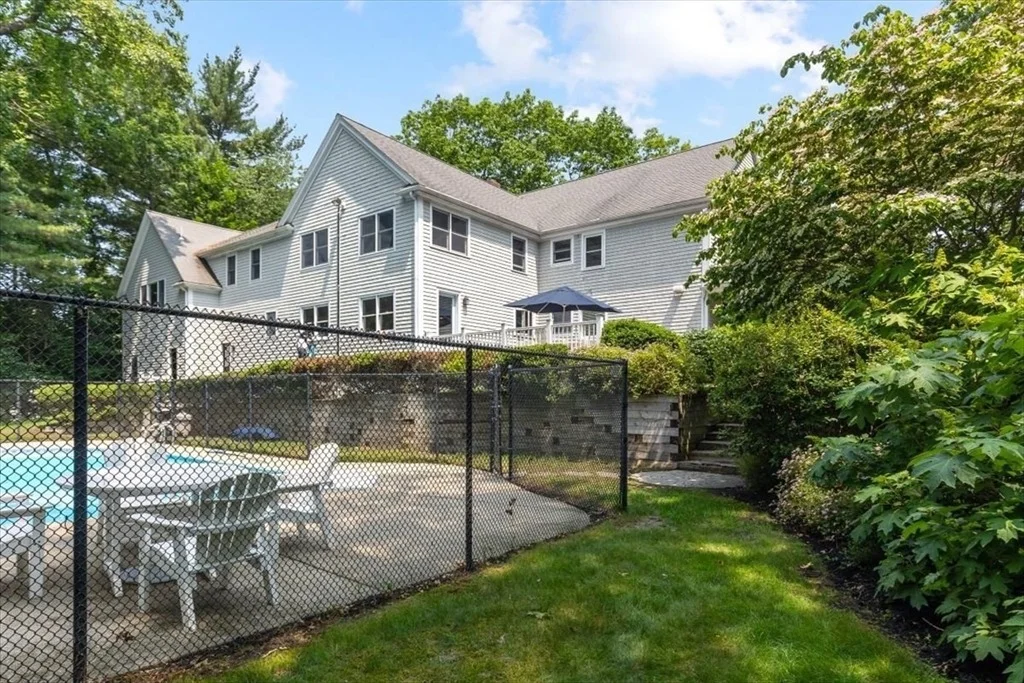 Photo of 12 Whitcomb Lane