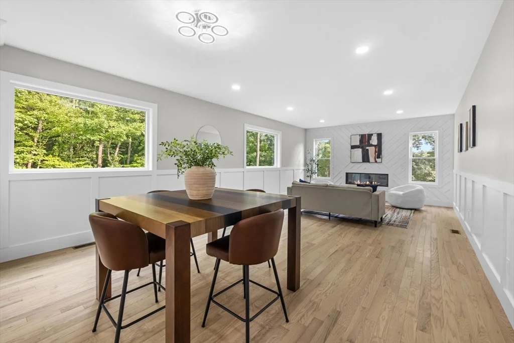 Photo of 10 Falcon Drive