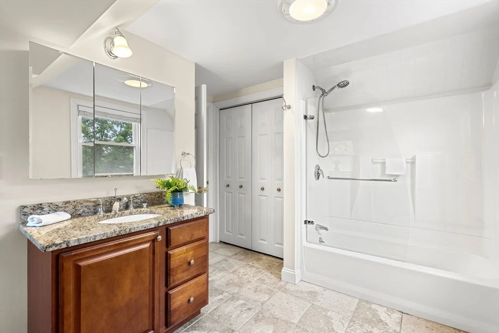 Photo of 19 Cunningham Cir