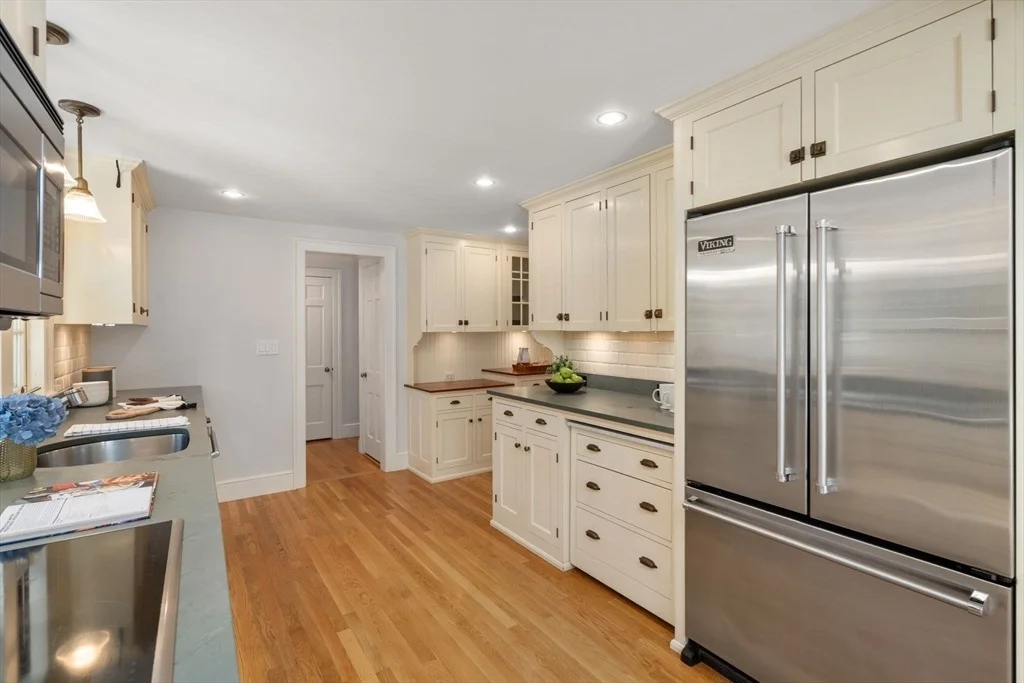Photo of 41 Locust Ave