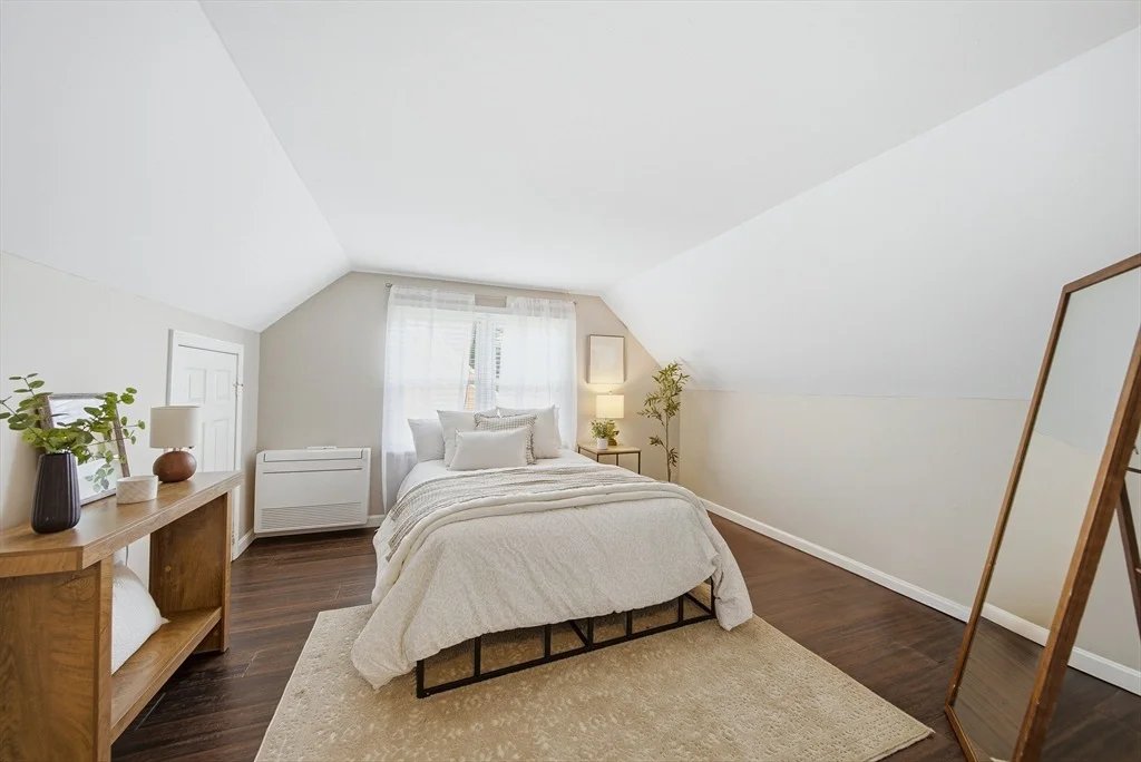 Photo of 163 Boden Ln