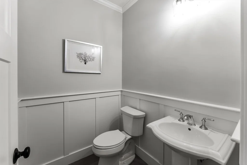 Photo of 105 Plain St