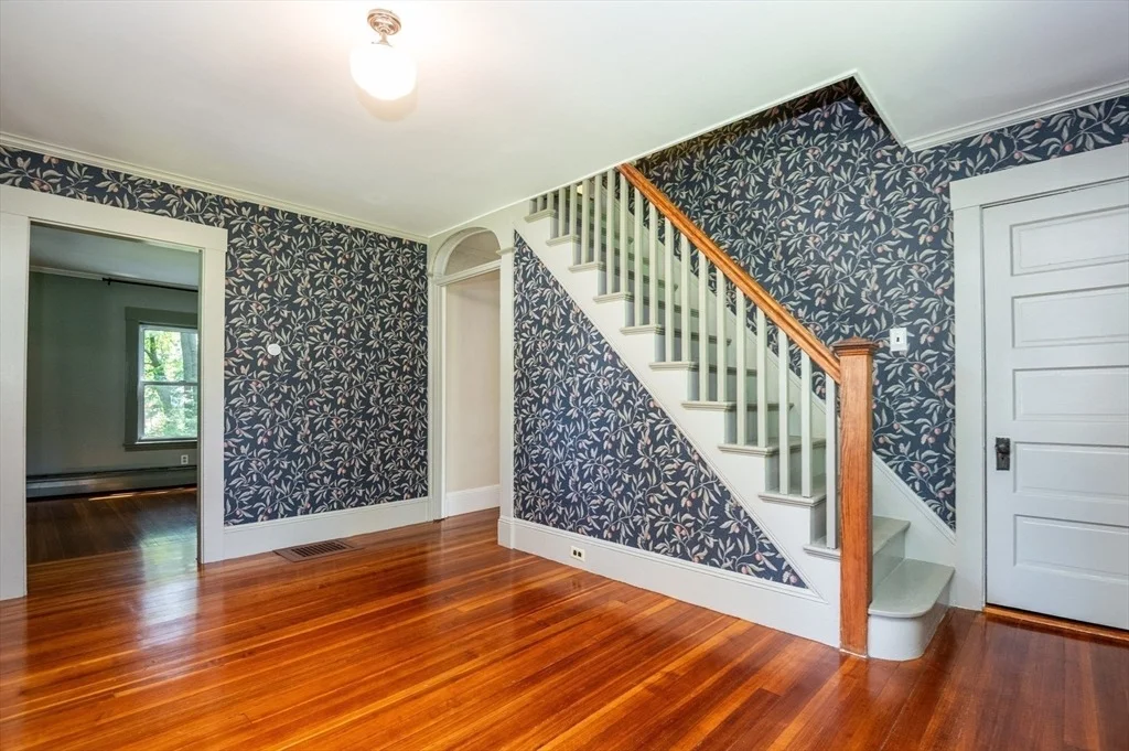 Photo of 34 Lowell Road
