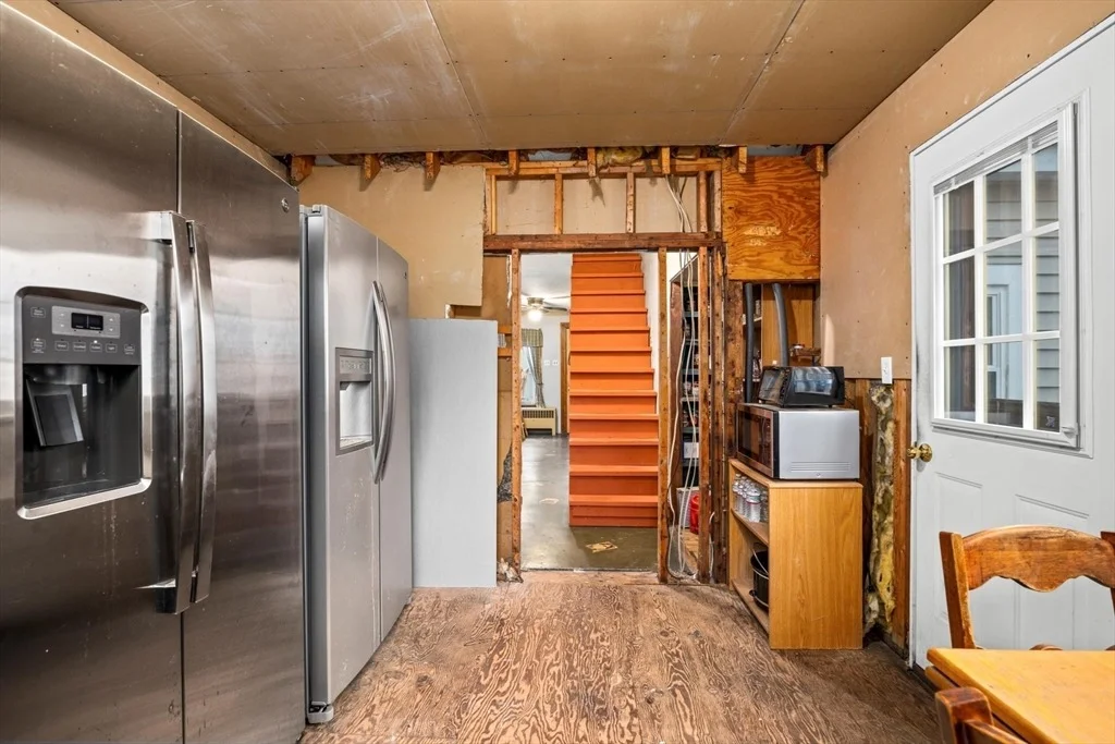Photo of 8 Rawson Ave.
