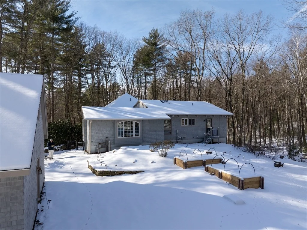 Photo of 206 North Valley Road