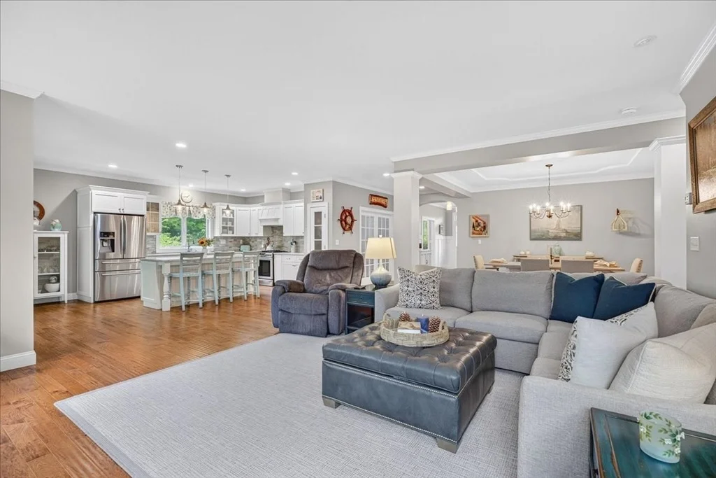 Photo of 8 Redtail Lane