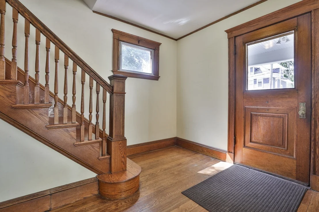 Photo of 61 Belcher Cir