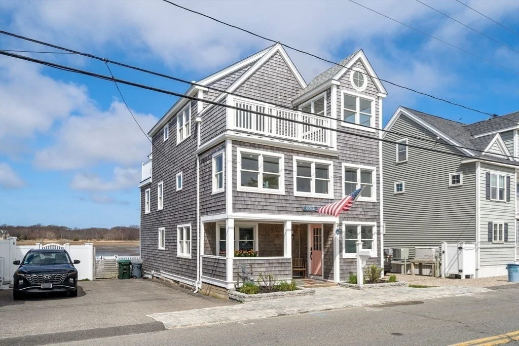 Photo of 113 Bay Avenue