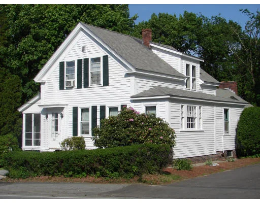 Photo of 389 Main St