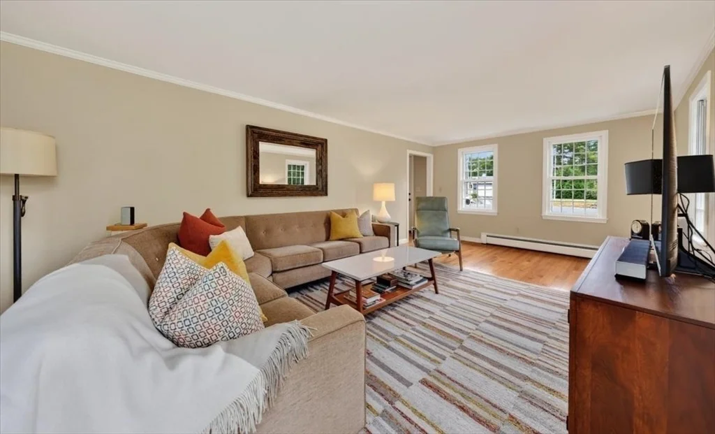 Photo of 18 Pine Grove Road