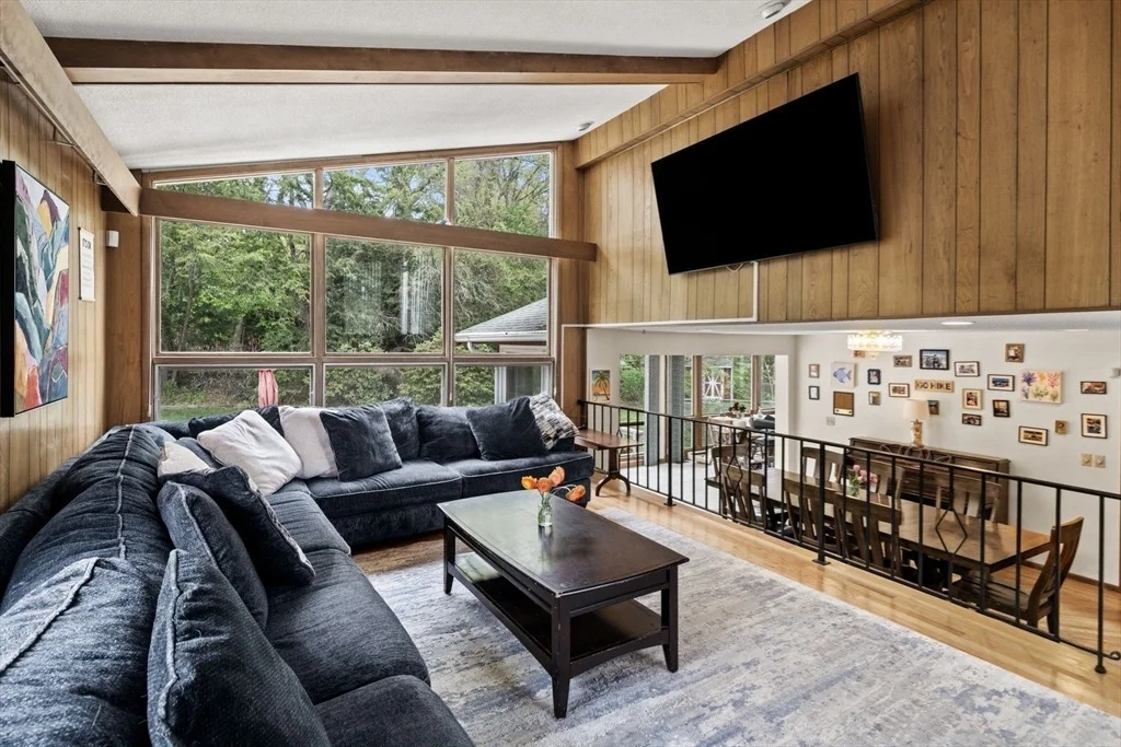 Photo of 1 Hemlock Dr