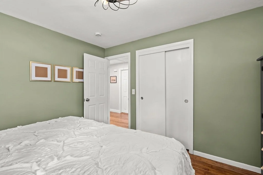 Photo of 332 Grove St