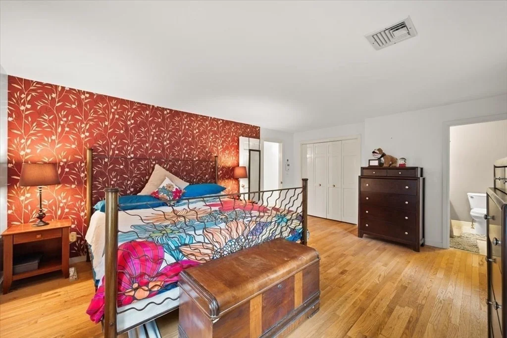 Photo of 25 Arbor Way