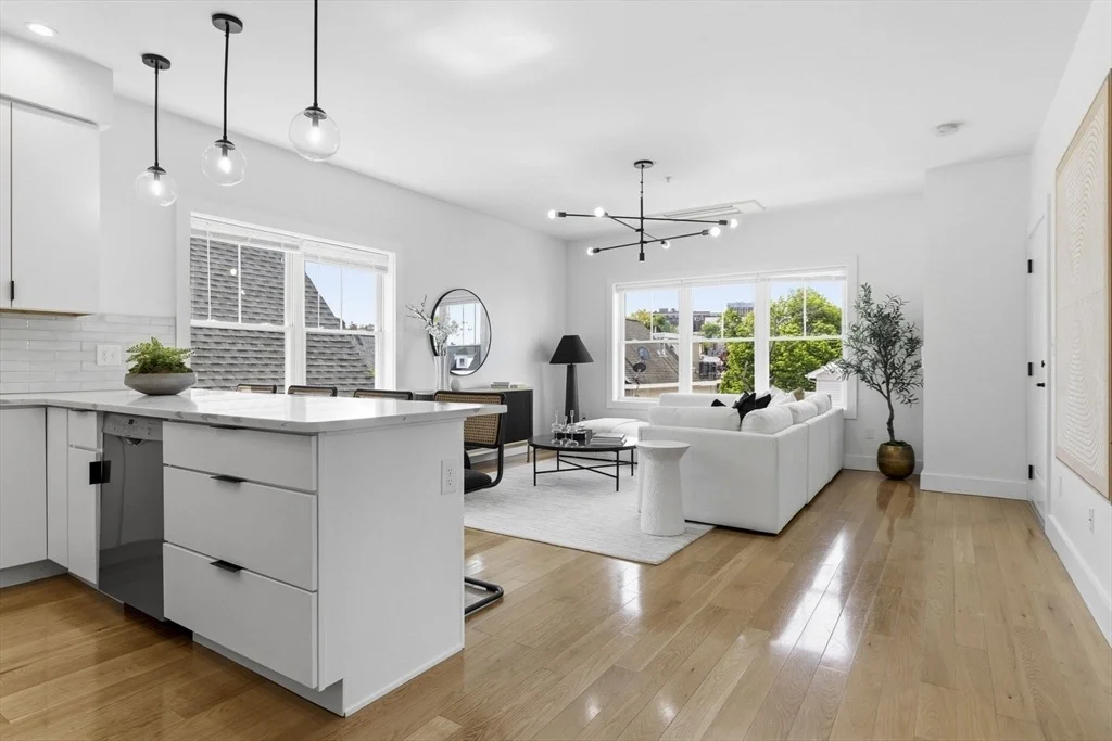Photo of Unit 3 at 87 Madison Ave