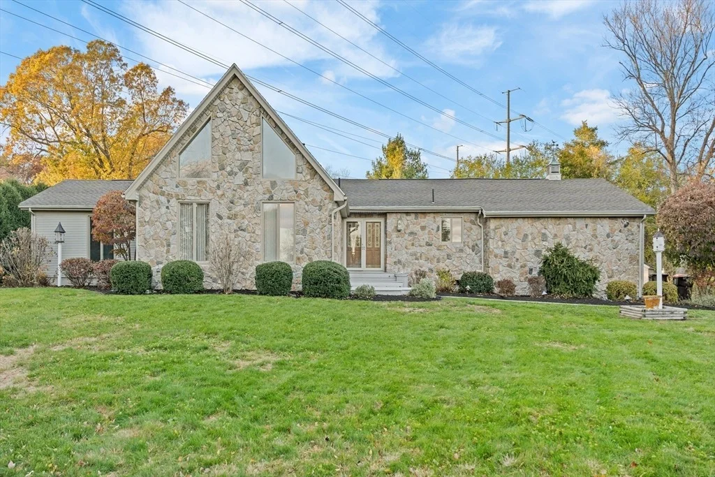 Photo of 86 Willow Brook Drive