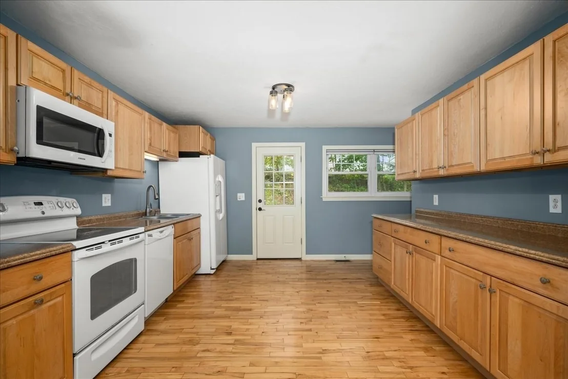 Photo of 165 Peter Salem Rd