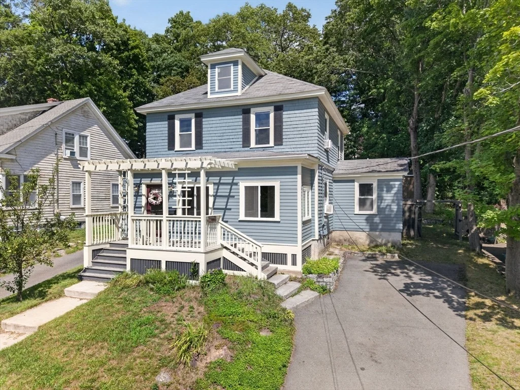 Photo of 204 Parkview Ave