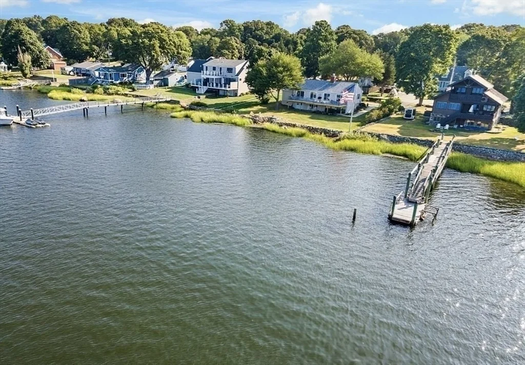 Photo of 22 Riverside Drive