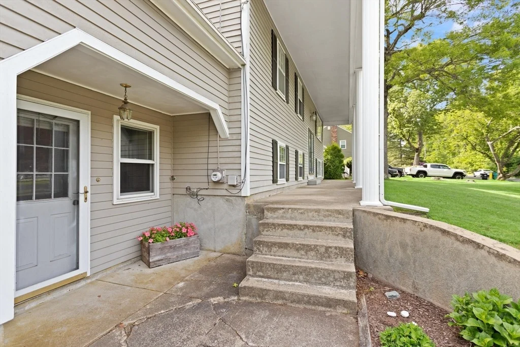 Photo of 112 Stoddard Dr