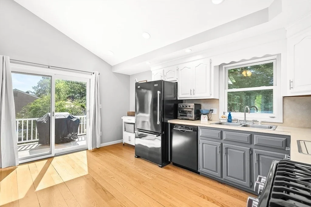 Photo of 8 Haskell Rd