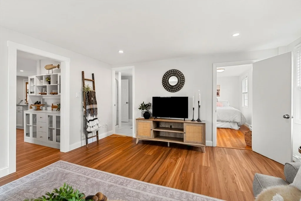 Photo of Unit 3A at 40 Middle Street