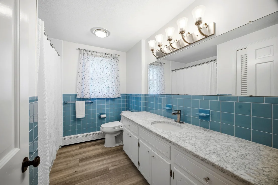 Photo of 291 Steiger Dr