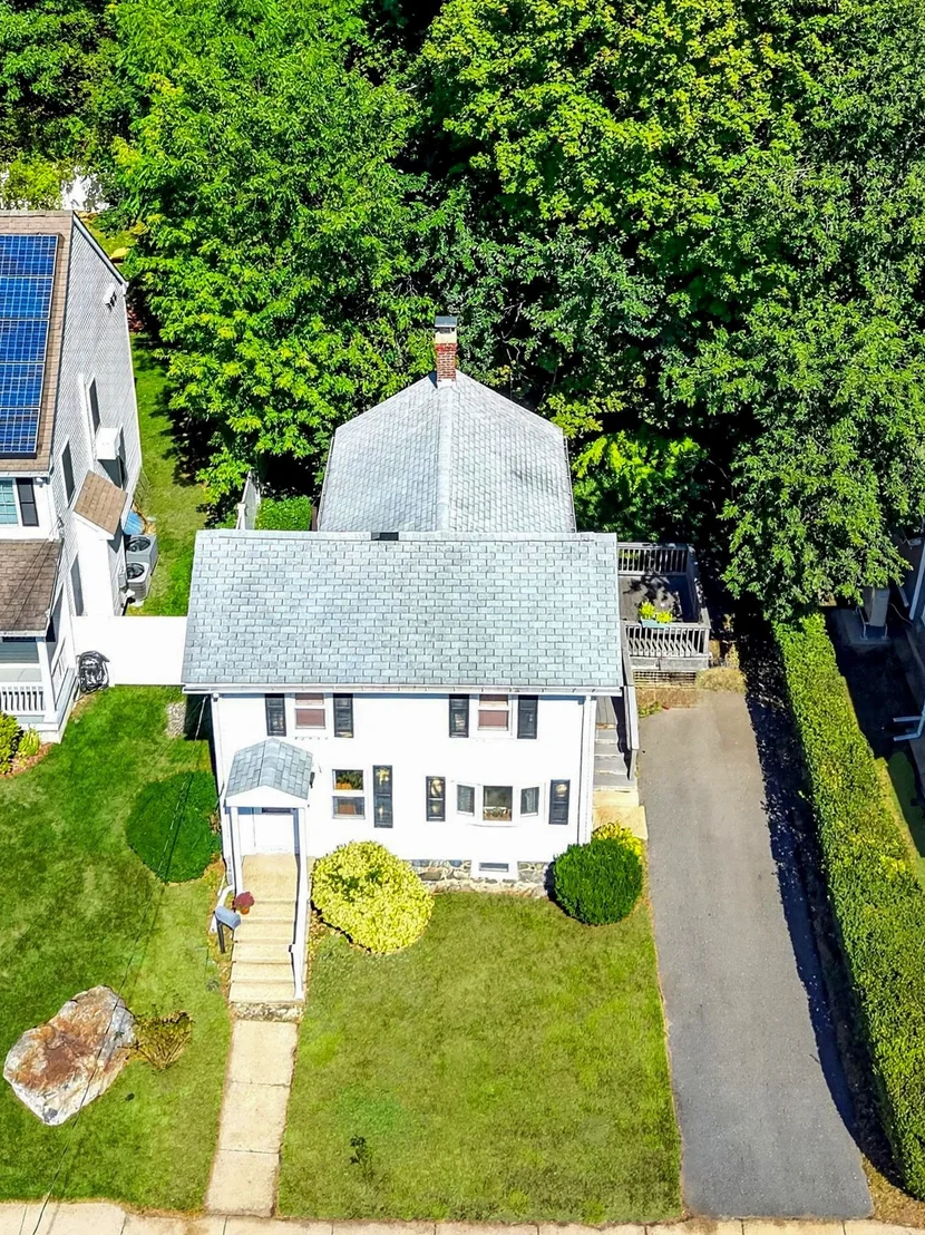 Photo of 79 Maple Street