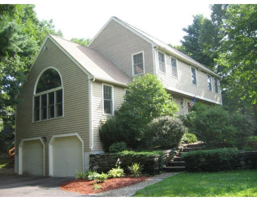 Photo of 22 Puddingstone Lane