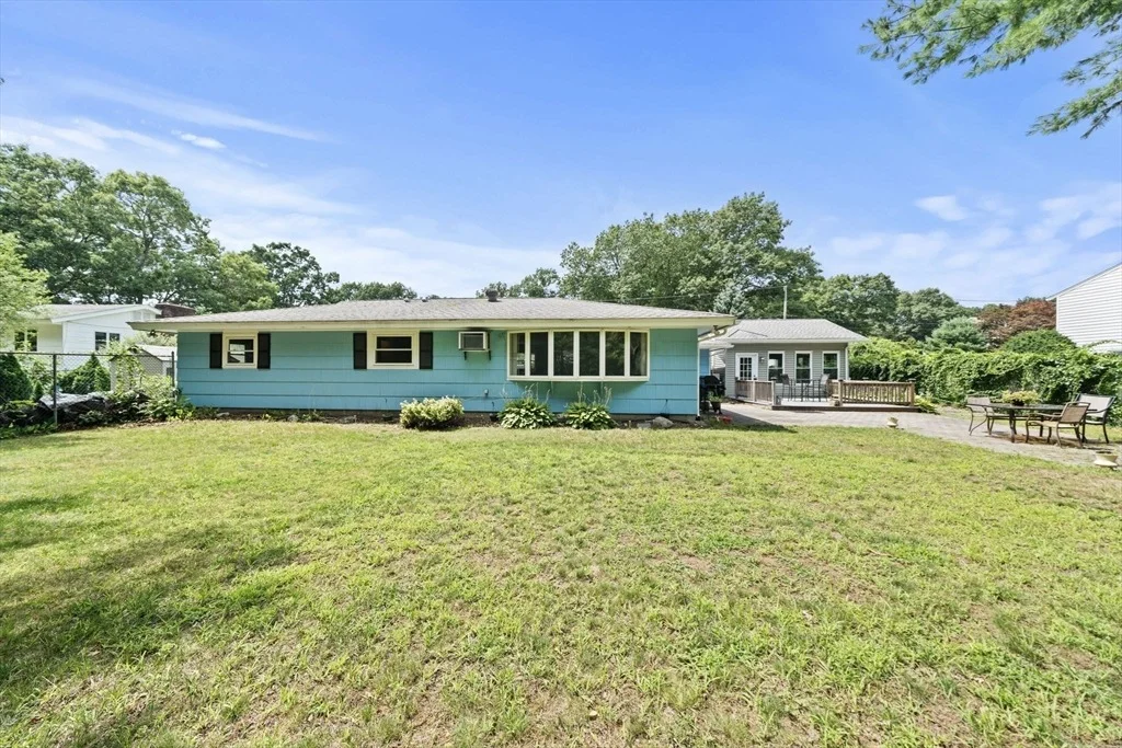 Photo of 7 Pocahontas Dr