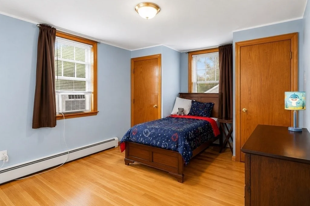 Photo of 10 Wesley Dr