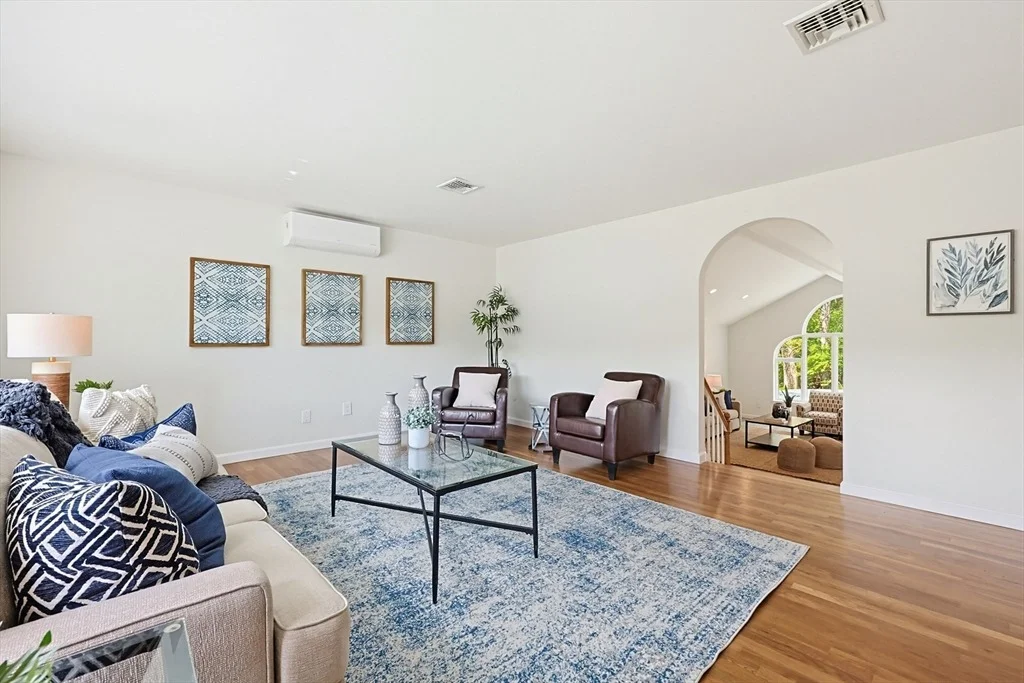 Photo of 37 Temi Rd