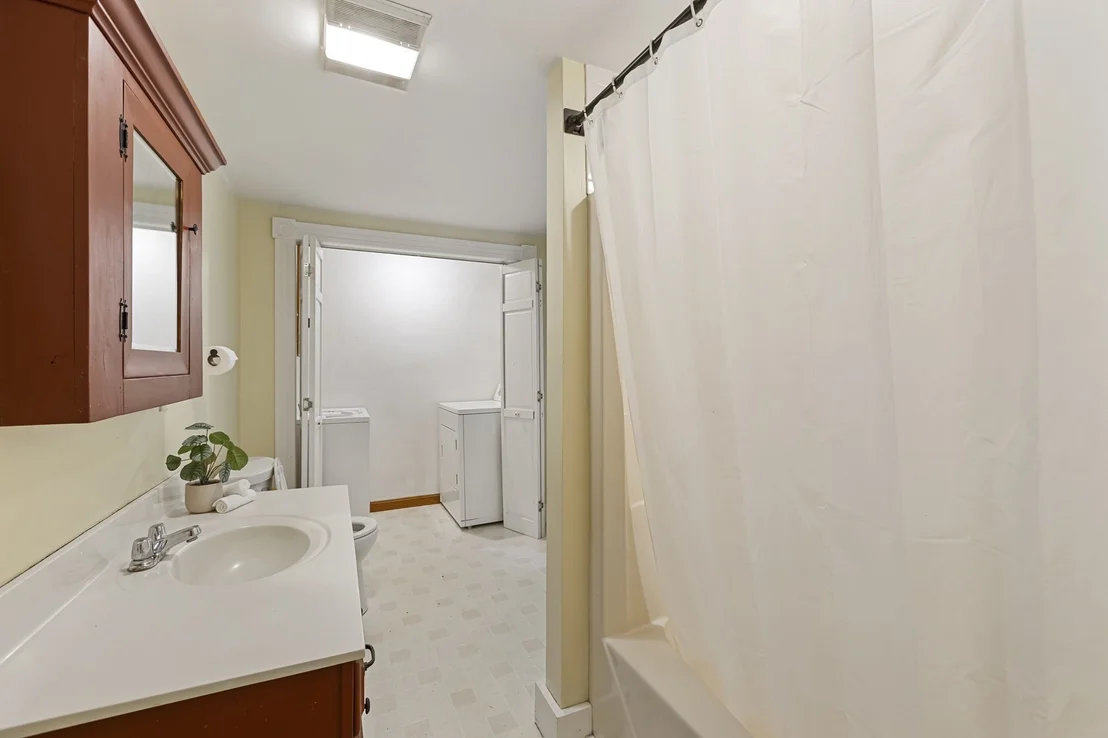 Photo of 10 Spring St