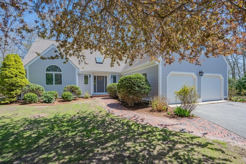 Photo of 98 Whistleberry Drive