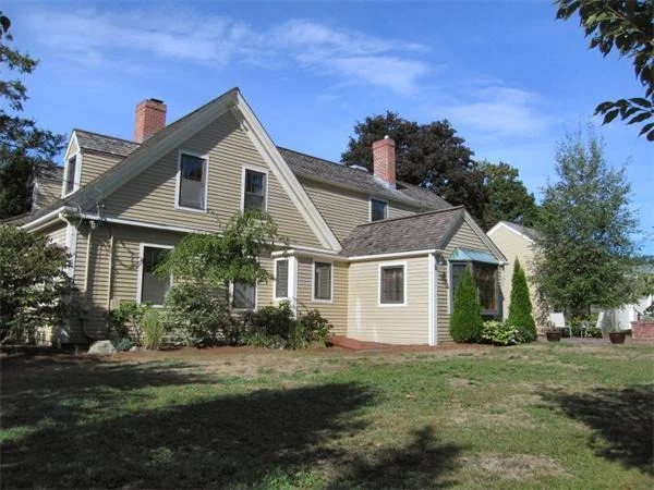 Photo of 396 1st Parish Road