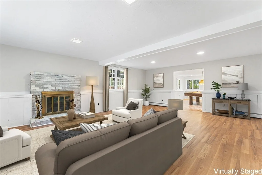 Photo of 33 Dascomb Rd